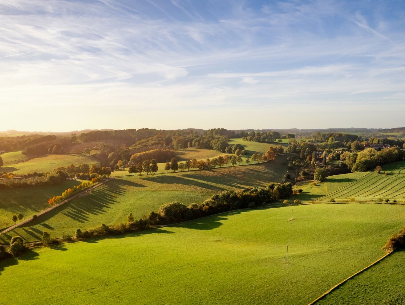Panorama Kürten-Delling © Holger Hage für das Bergische, CC-BY-SA Kürten-Delling im Bergischen Land im Sonnernuntergang