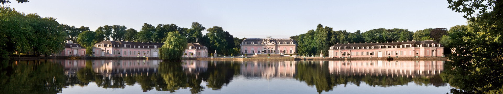 Schloss Benrath bei Düsseldorf 