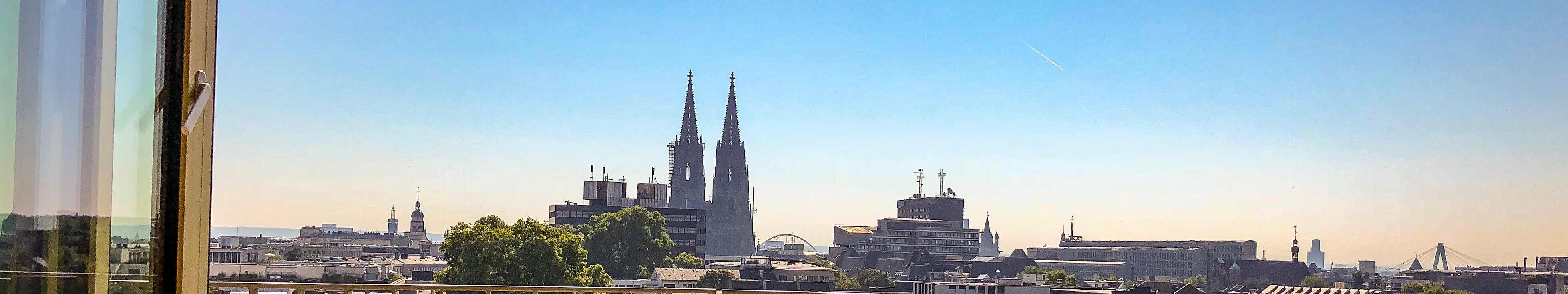 Blick auf den Kölner Dom von der Terrasse des 25 Hours Hotels aus  © Marco Heiderich Trimborn