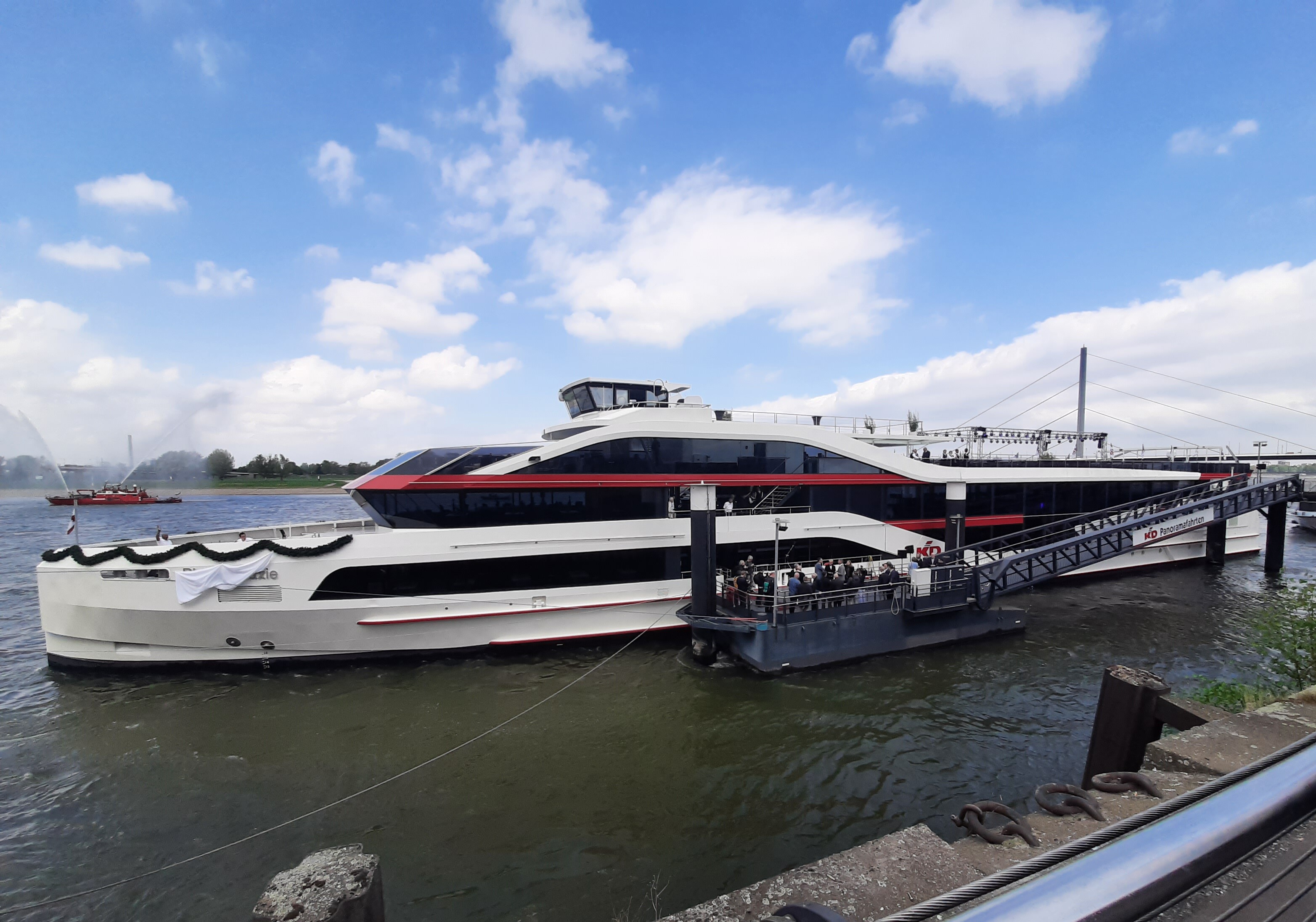 MS RheinGalaxie, das neue KD-Eventschiff © Tourismus NRW e.V.